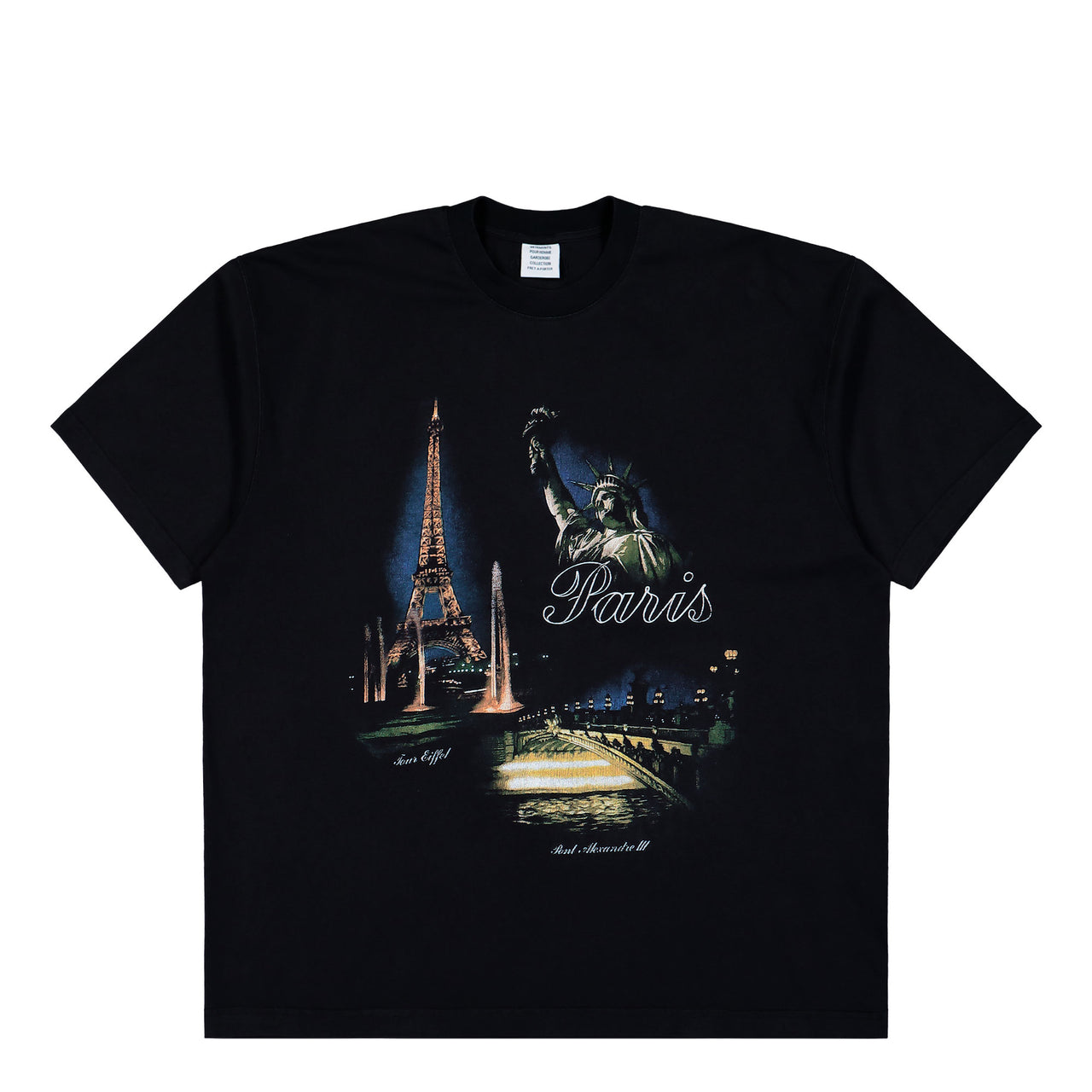 VETEMENTS Paris Tourist T-Shirt Black T-Shirts ME76TR244B Detail View 1 | GATE