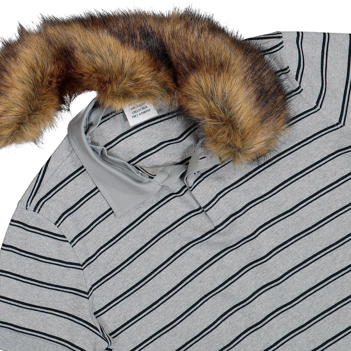 VETEMENTS Fitted Polo With Detachable Fur Collar Grey Melange / Black Stripes T-Shirts MH27PO175G Detail View 4 | GATE