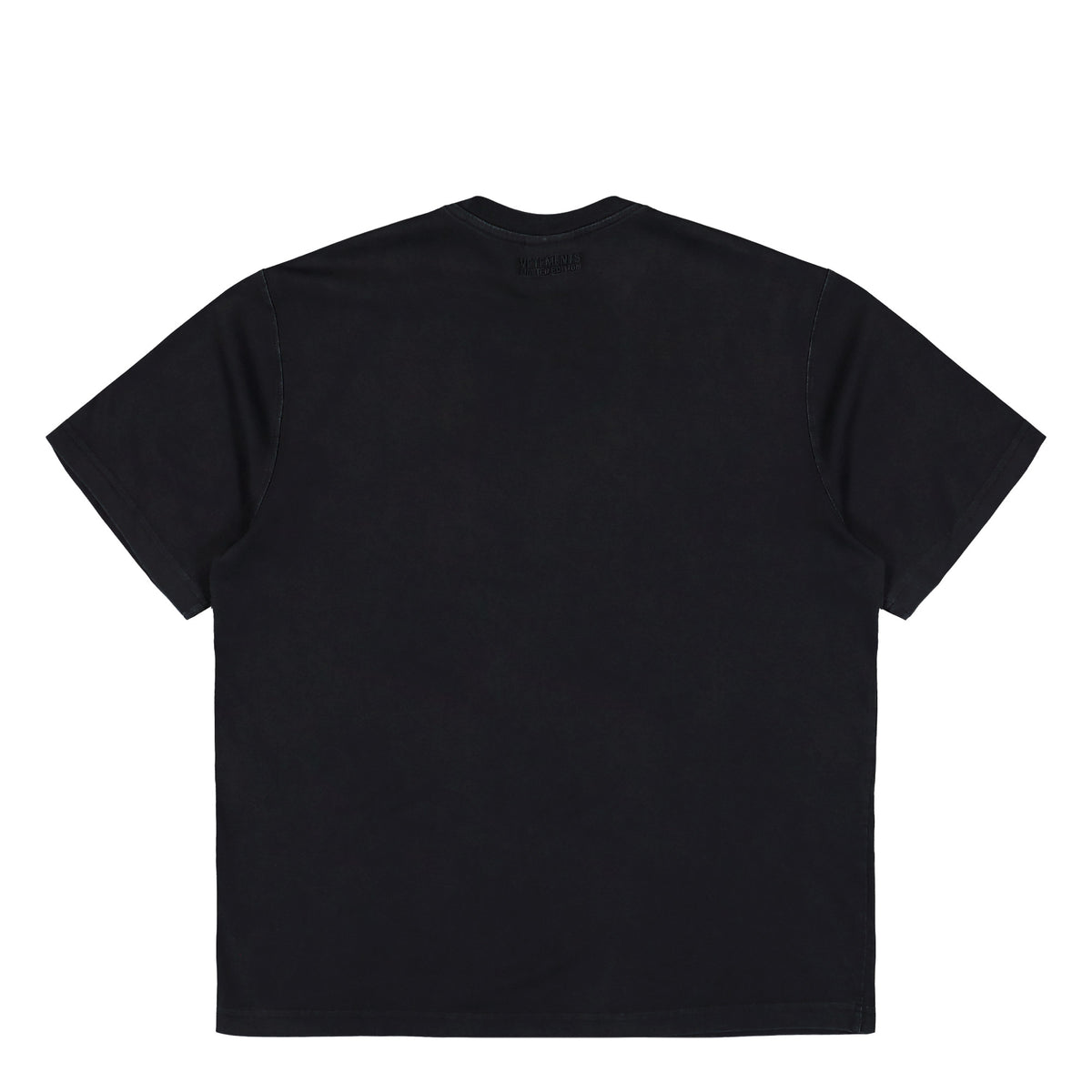 VETEMENTS Classic Logo Regular T-Shirt Washed Black T-Shirts MH27TR161B Detail View 2 | GATE
