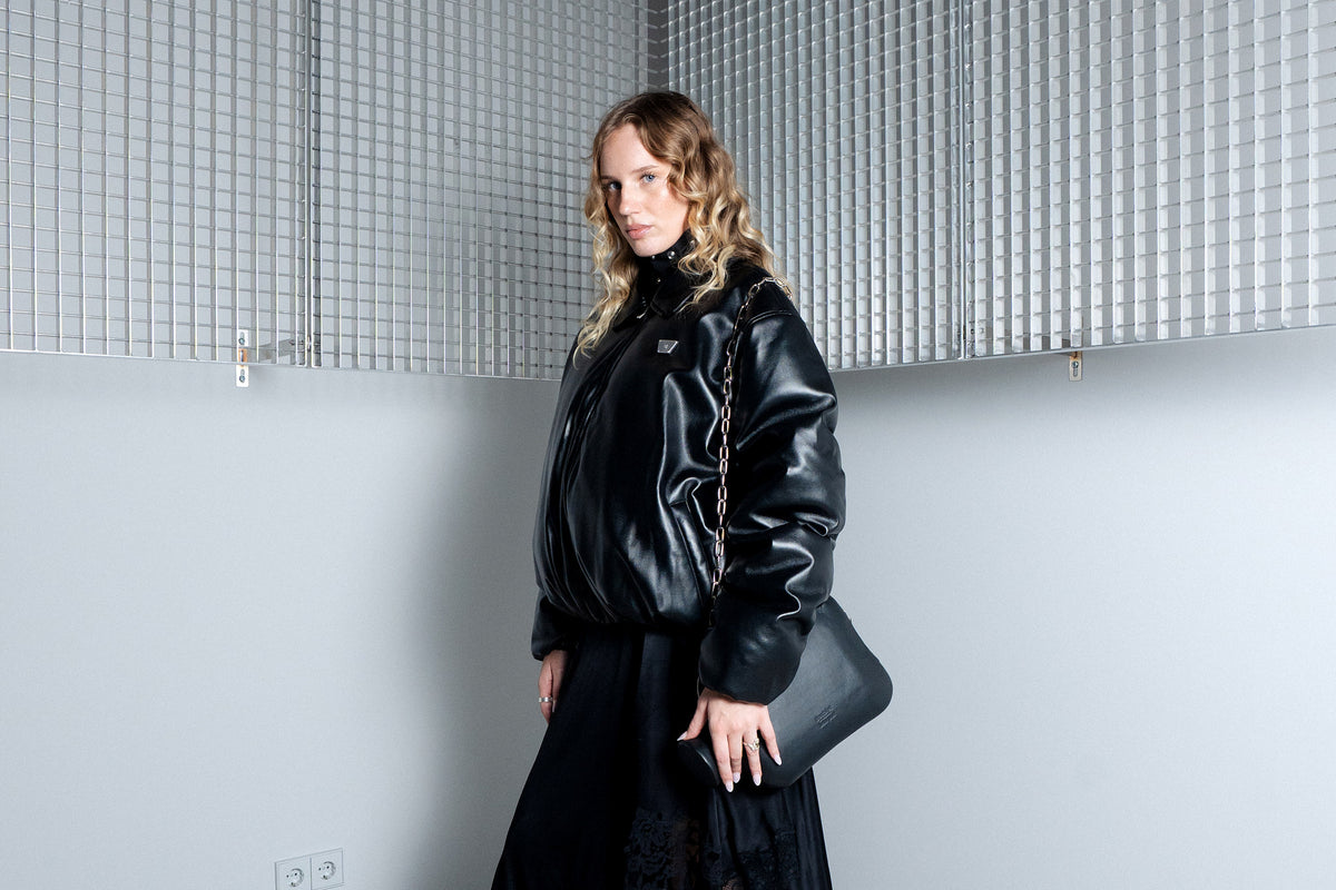 JACKETS FOR THE IN-BETWEEN