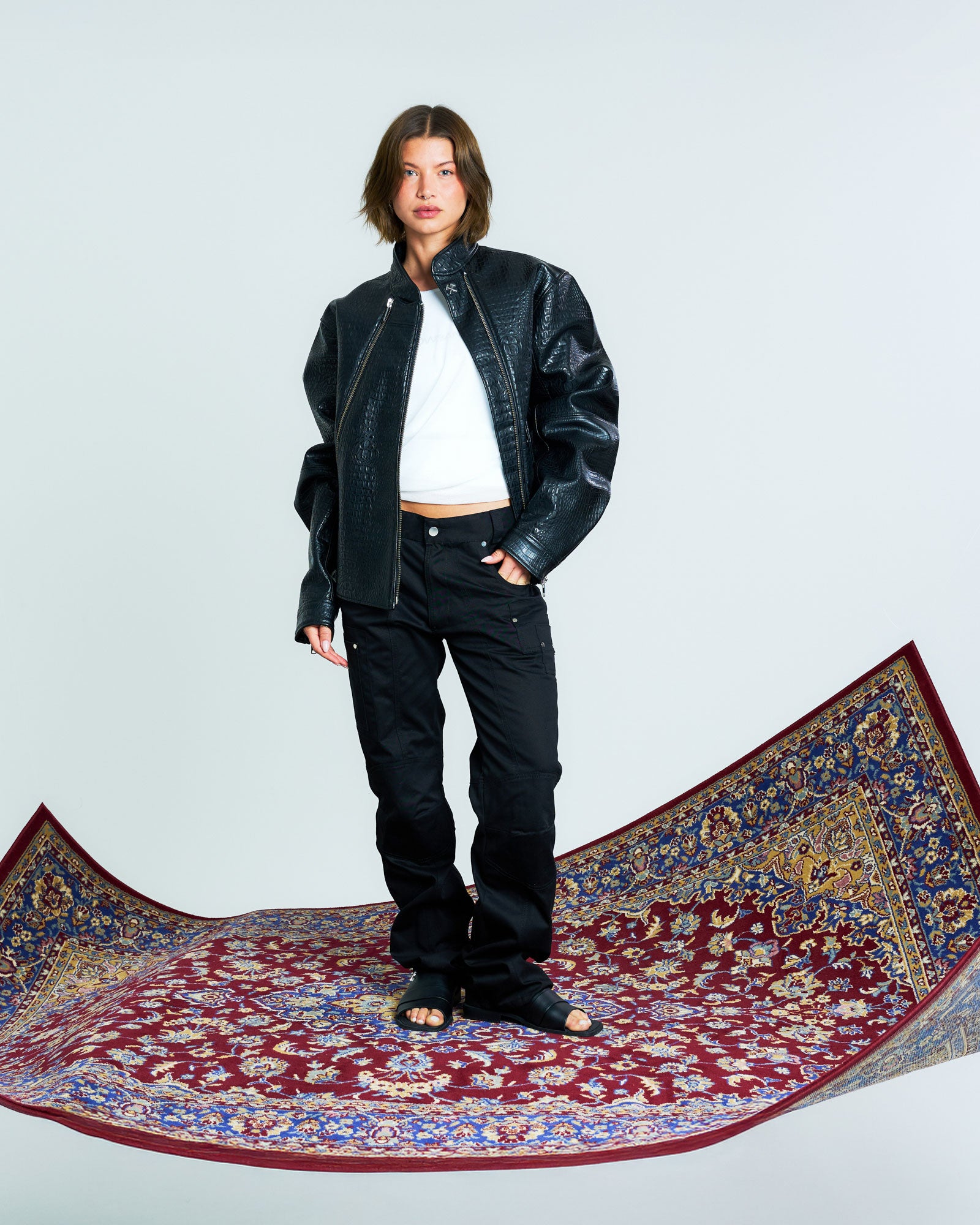 GmbH Cargo Trousers w. Knee Patches Black Detail view 2 | Gate