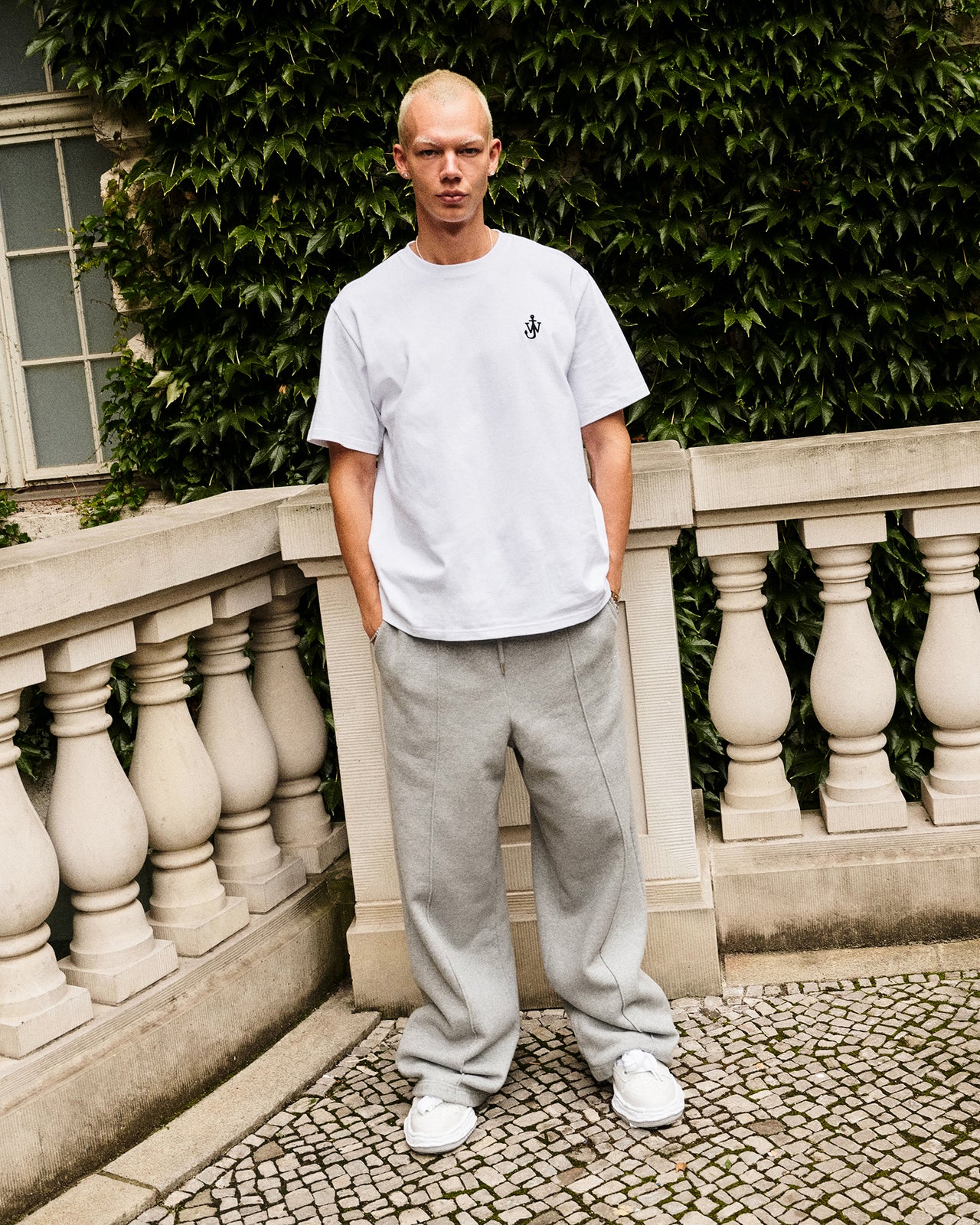JW Anderson Anchor Embroidery T-Shirt White Detail view 1 | Gate