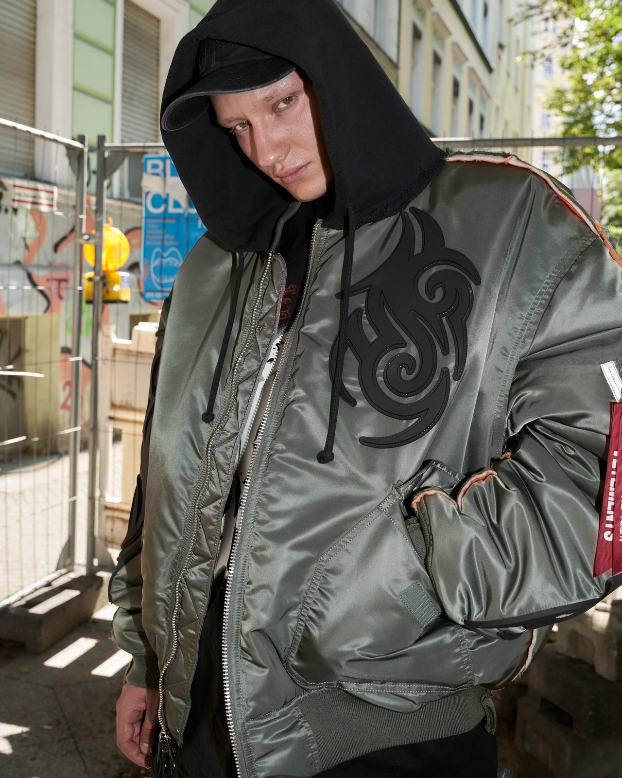 Alpha Industries x VETEMENTS Tribal Reworked Bomber Jacket Green / Black Jackets UH76BO890GG Detail View 1 | GATE
