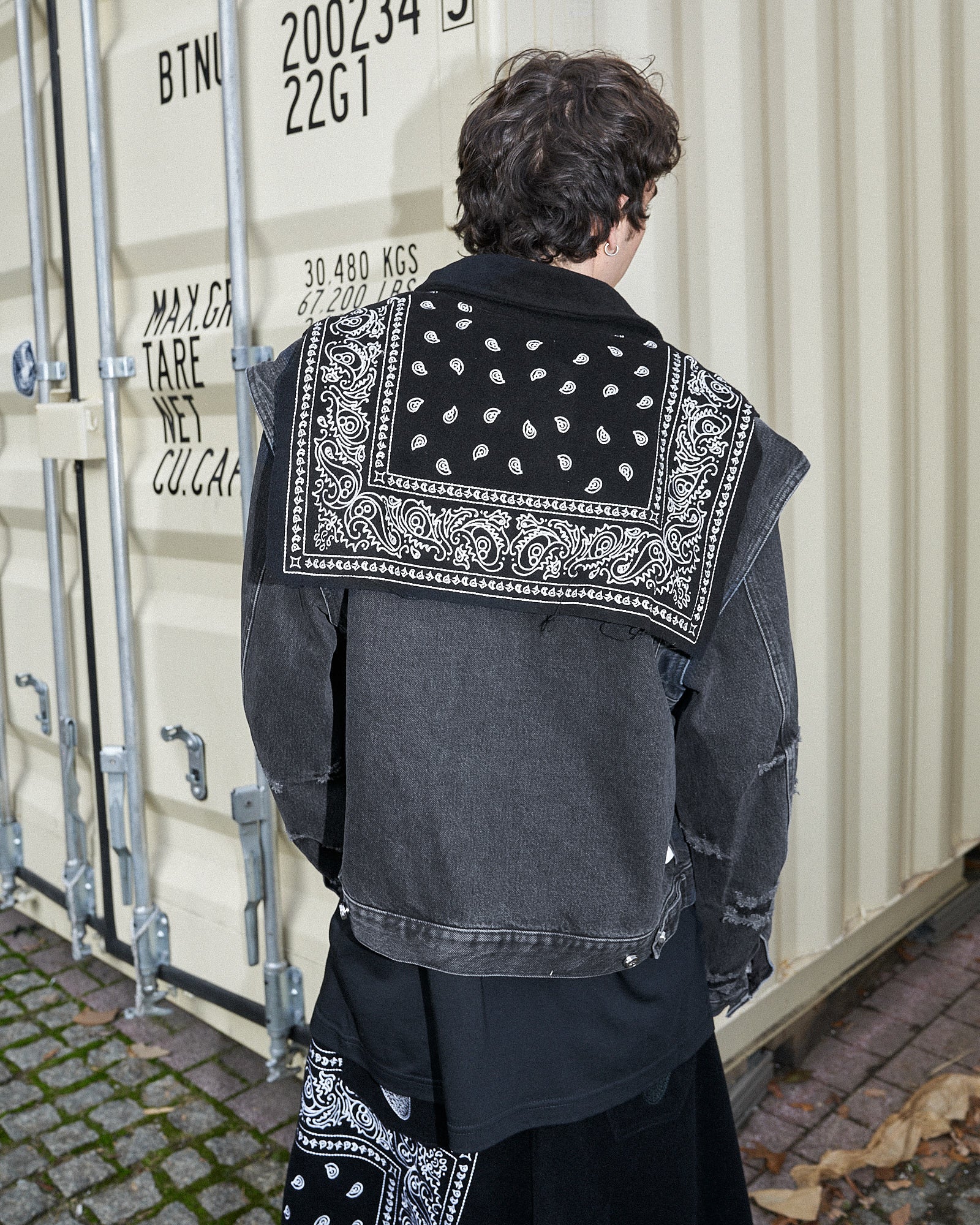 PDF Cape Jacket Black Wash Jackets DFM09027DF119WHBLK Style Inspiration | GATE
