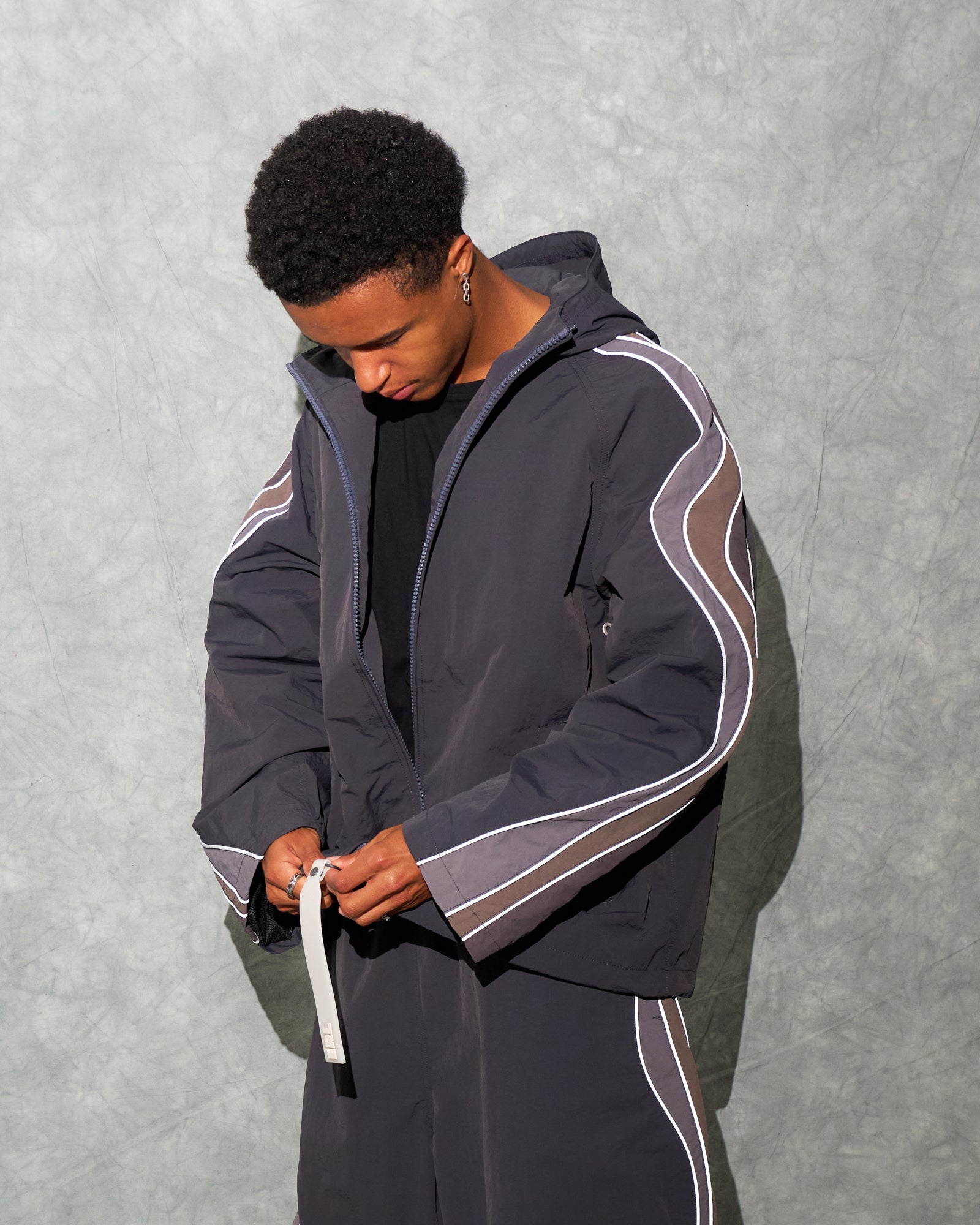 ERL UFO Windbreaker Jacket Black Detail view 3 | Gate