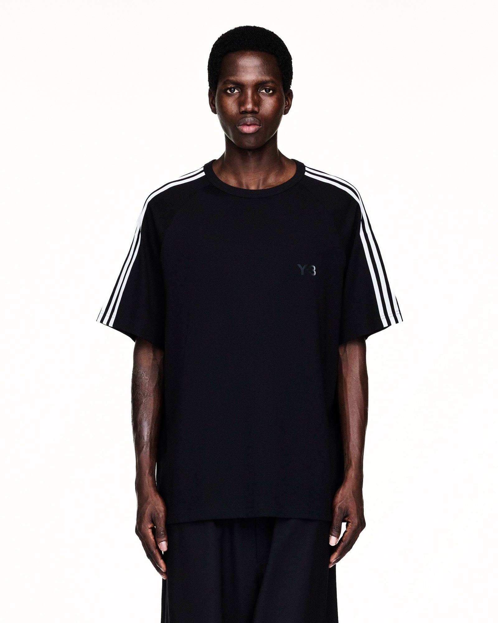 Y-3 U Wire T-Shirt Black T-Shirts JW7352 On Model Front View | GATE