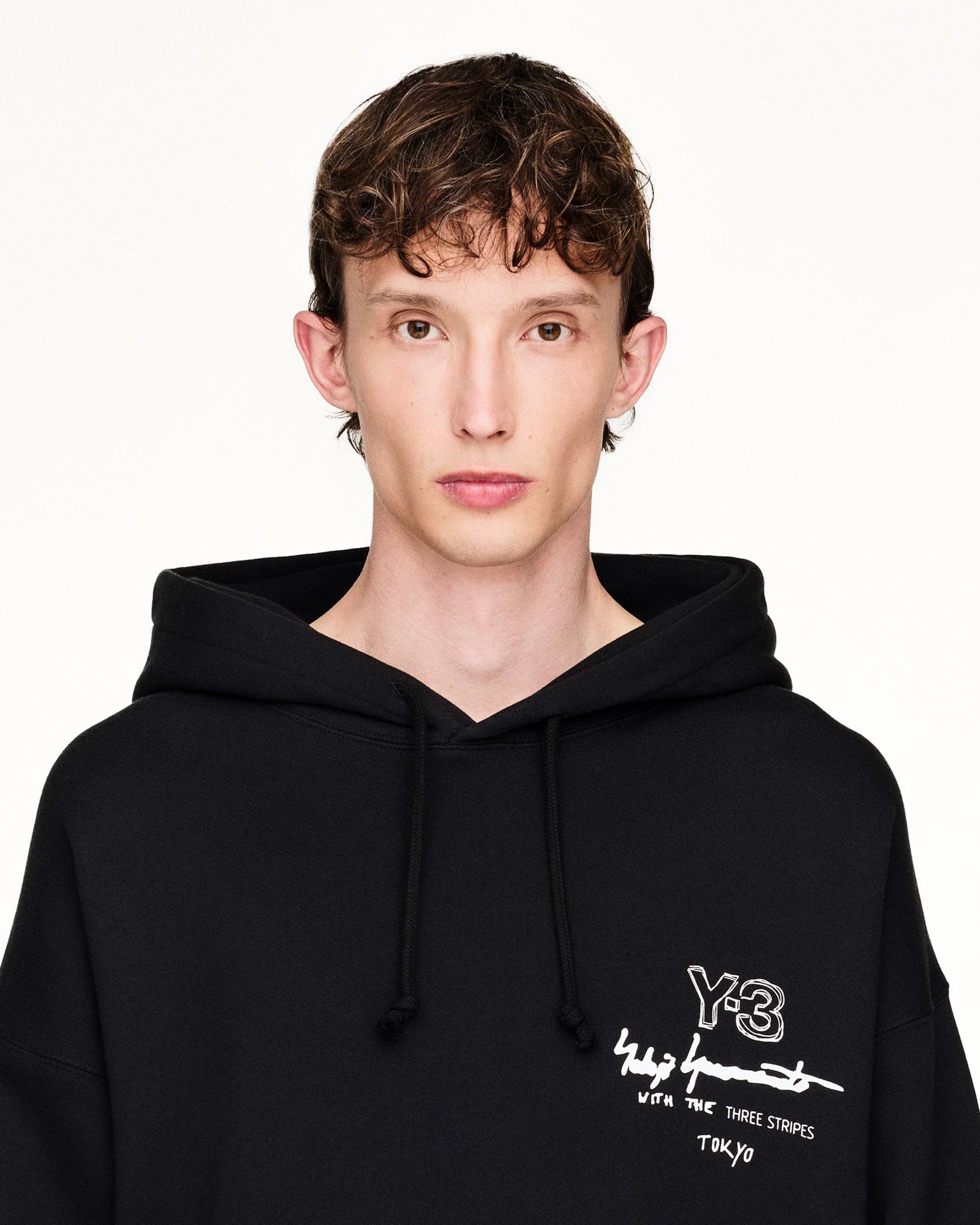Y-3 M Merch Hoodie Black Hoodies KB2604 Model Detail 1 | GATE