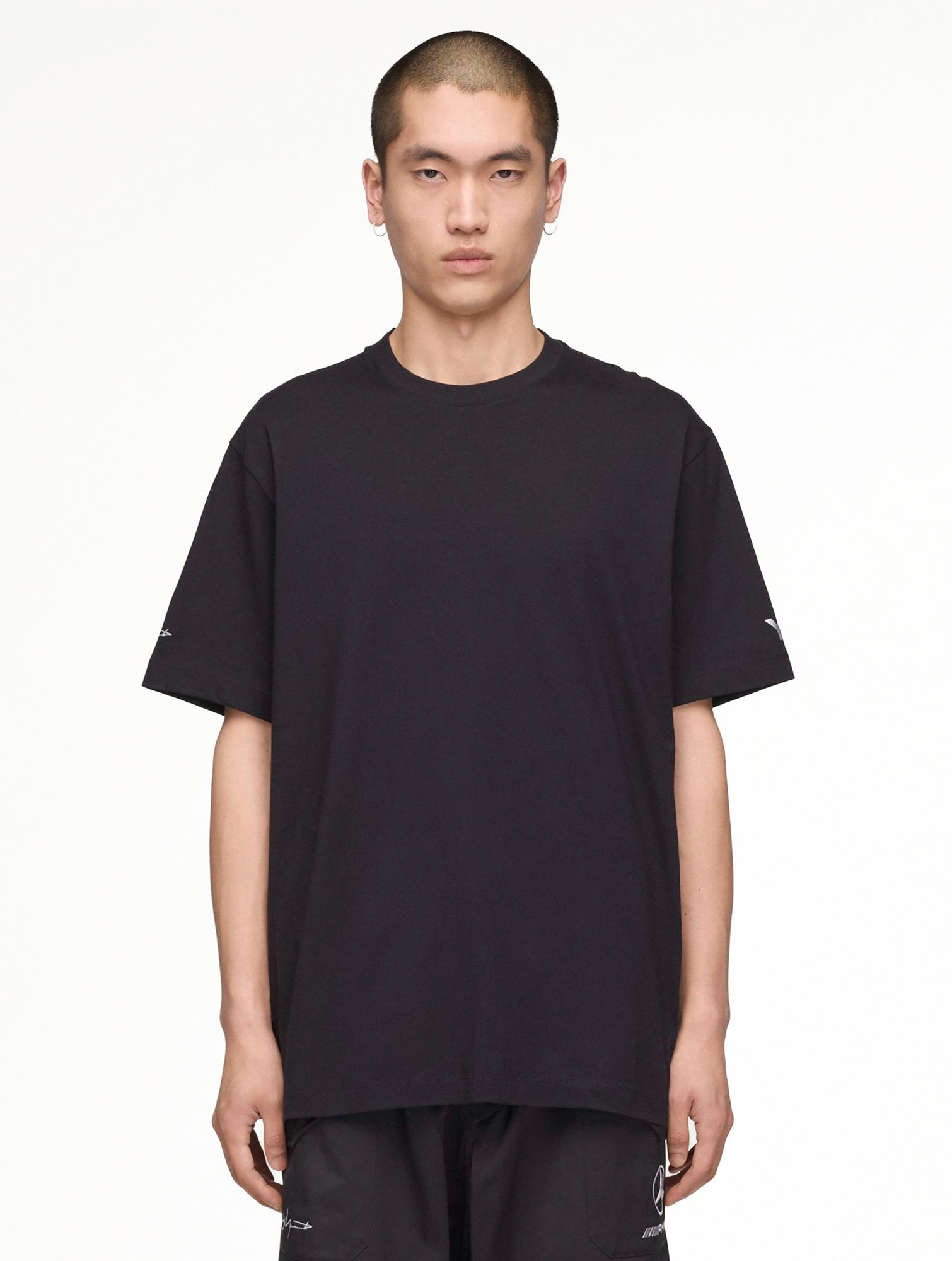 Mercedes-AMG Petronas F1 x Y-3 F1 Star SS Tee Black T-Shirts KR2374 On Model Front View | GATE
