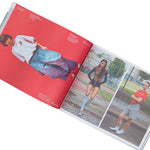 Achtung Mode Josephine EM 2025 - Fussball Fashion - Spielen im Jetzt - Europameisterschaft der Frauen Multicolor Magazine AJEM25FFSIJEDF Detail View 9 | GATE