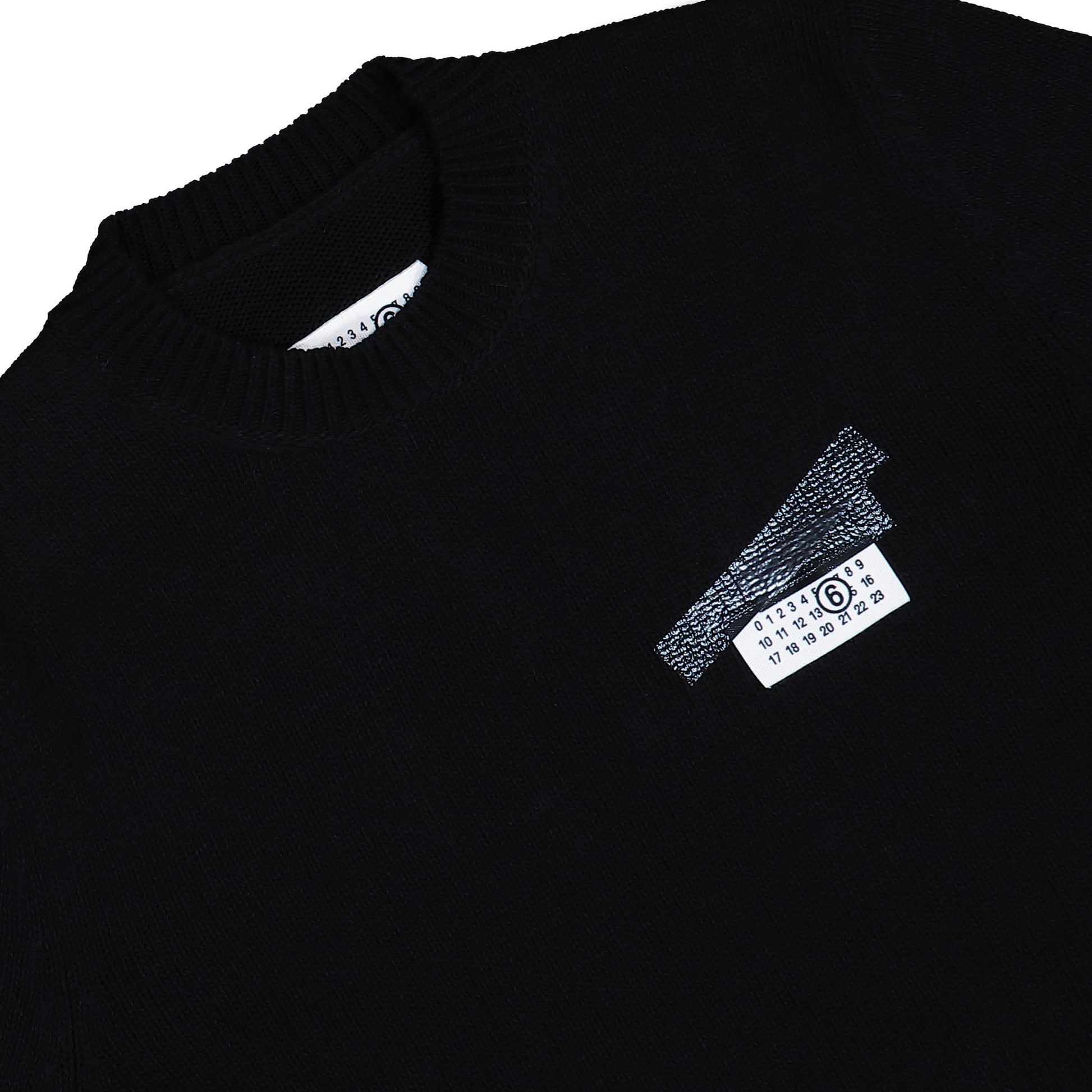MM6 Maison Margiela Crewneck Black Sweatshirts SH2HL0030 M13168 900S Detail View 3 | GATE