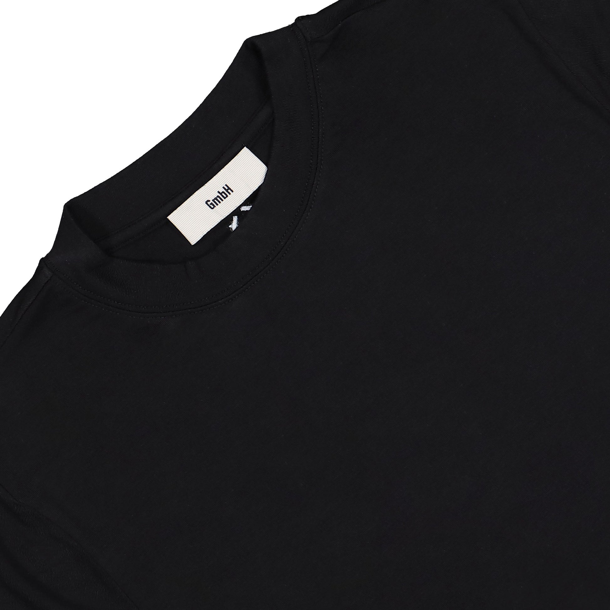 GmbH Cropped T-Shirt W Embroidered Hem Black T-Shirts Tee3 Masallah Detail View 3 | GATE
