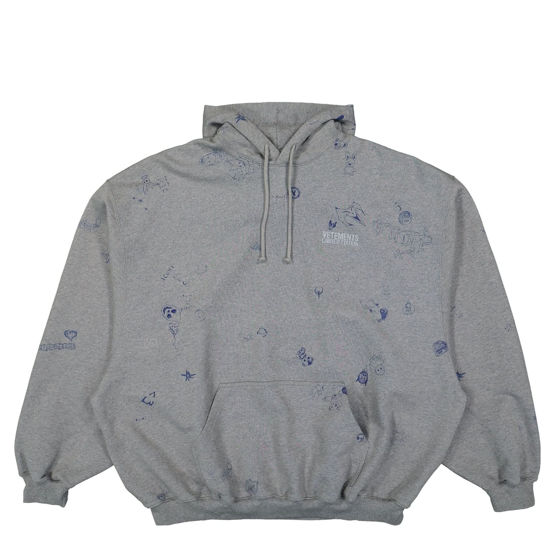 VETEMENTS Scribbled Hoodie Grey Detail view 1 | Gate