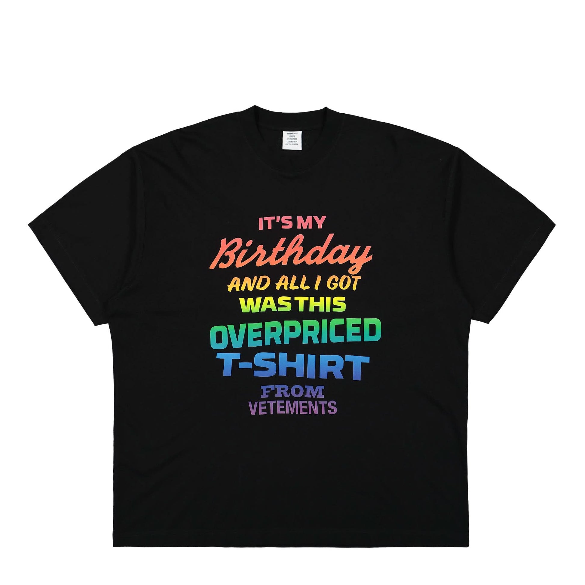 VETEMENTS Overpriced Birthday T-Shirt Black Detail view 1 | Gate