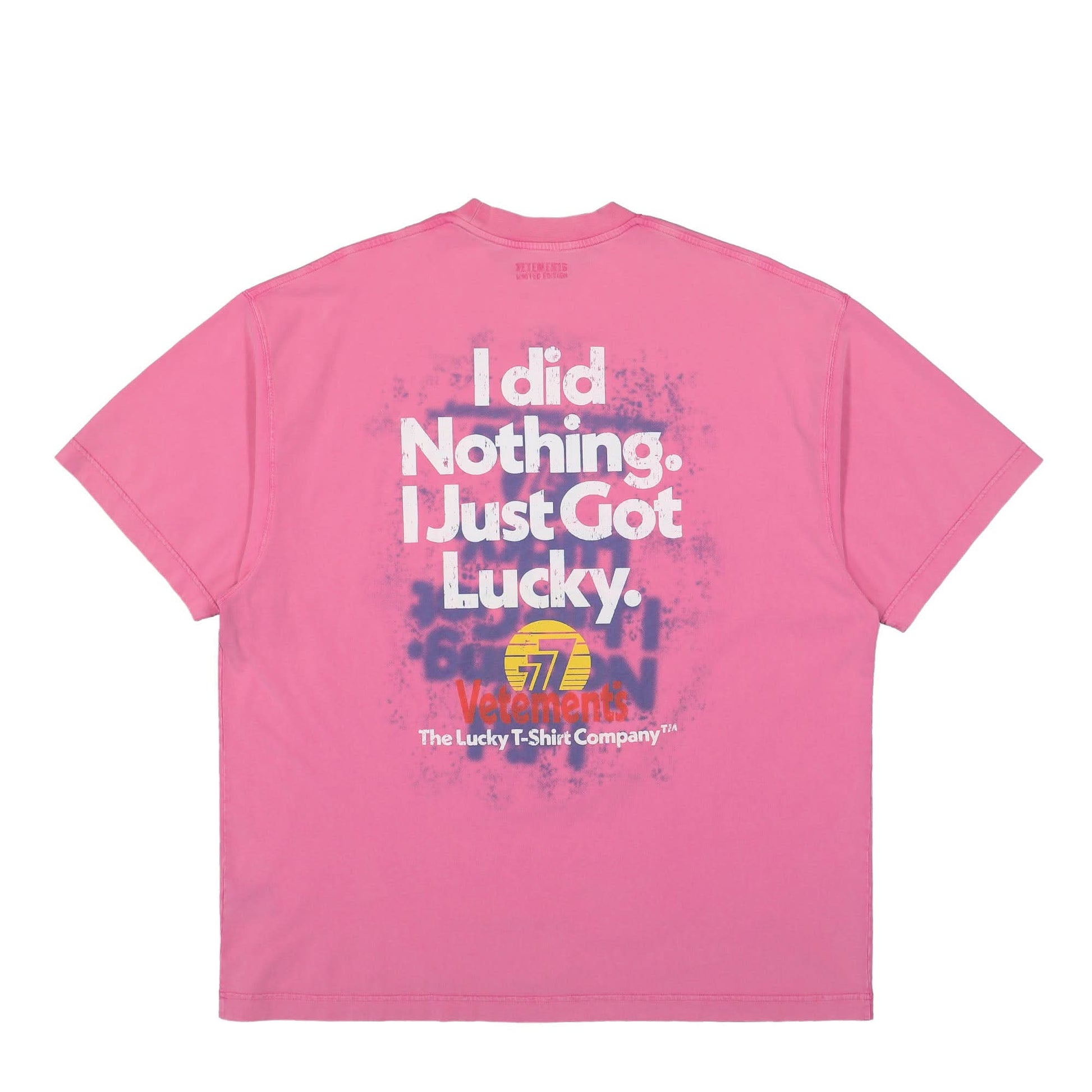 VETEMENTS I Got Lucky T-Shirt Pink Detail view 2 | Gate