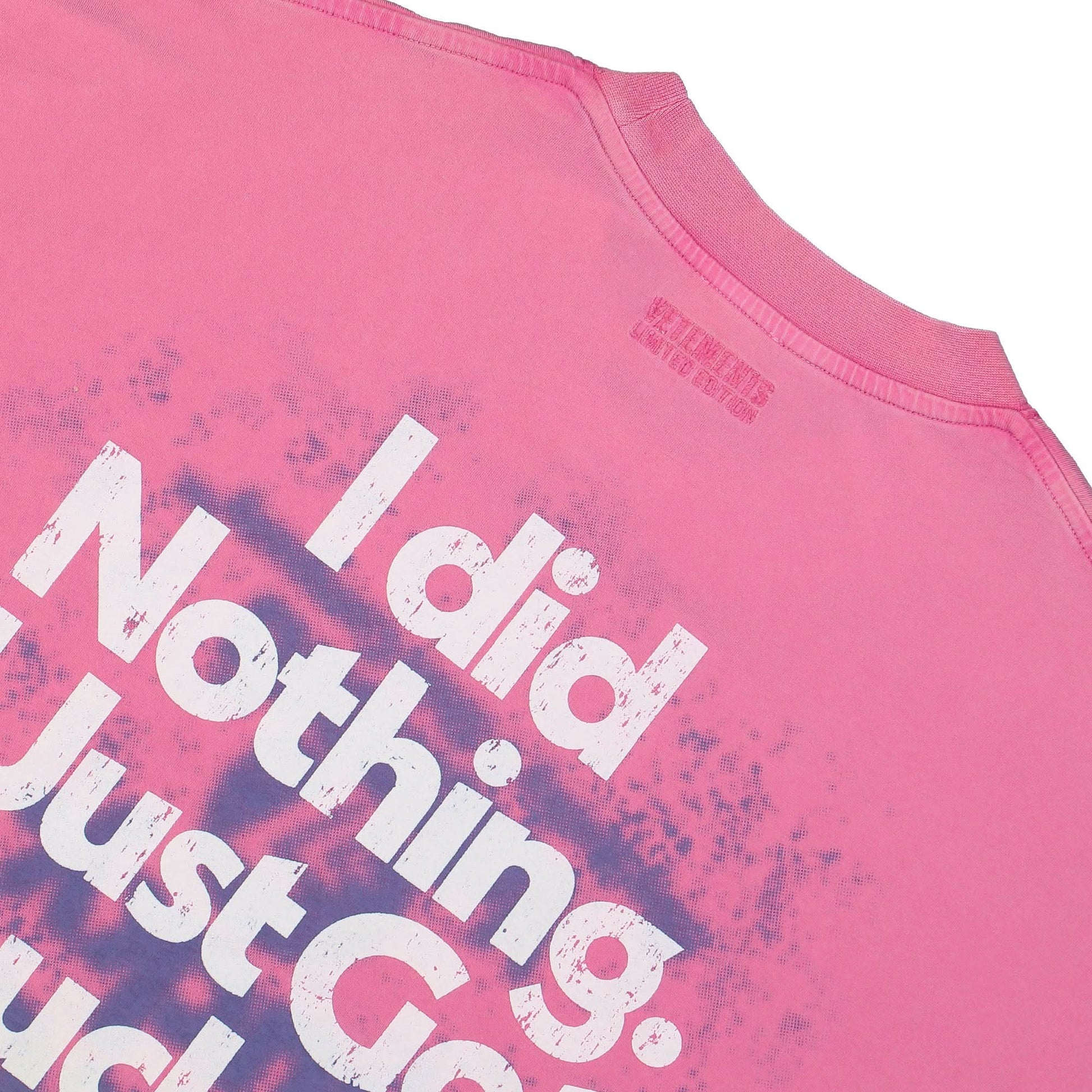 VETEMENTS I Got Lucky T-Shirt Pink Detail view 4 | Gate