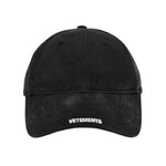 VETEMENTS Nano Logo Cap Black Caps UE76CA324B Detail View 4 | GATE