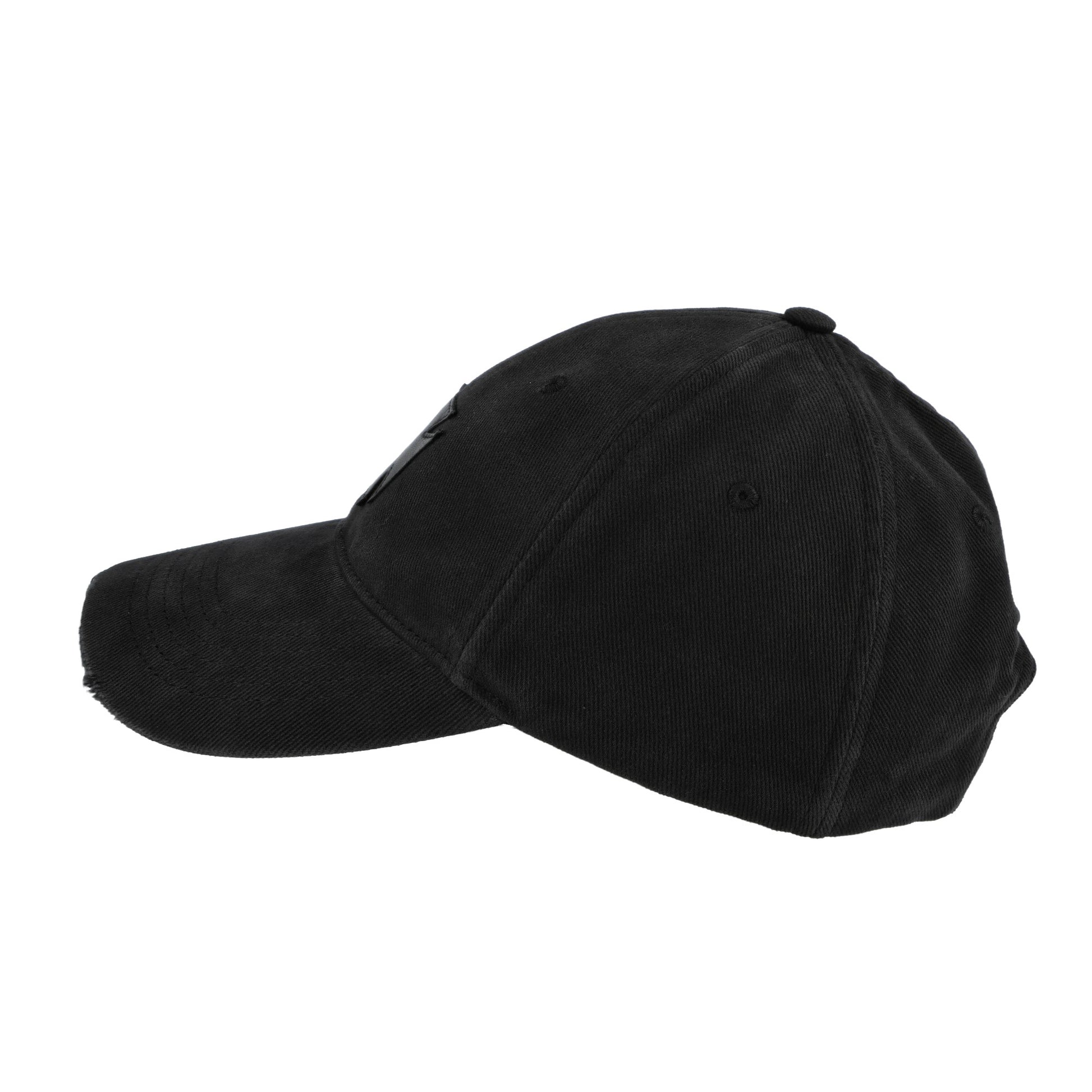 VETEMENTS Leather Biker Cross Cap Black Caps UE76CA329B Detail View 2 | GATE
