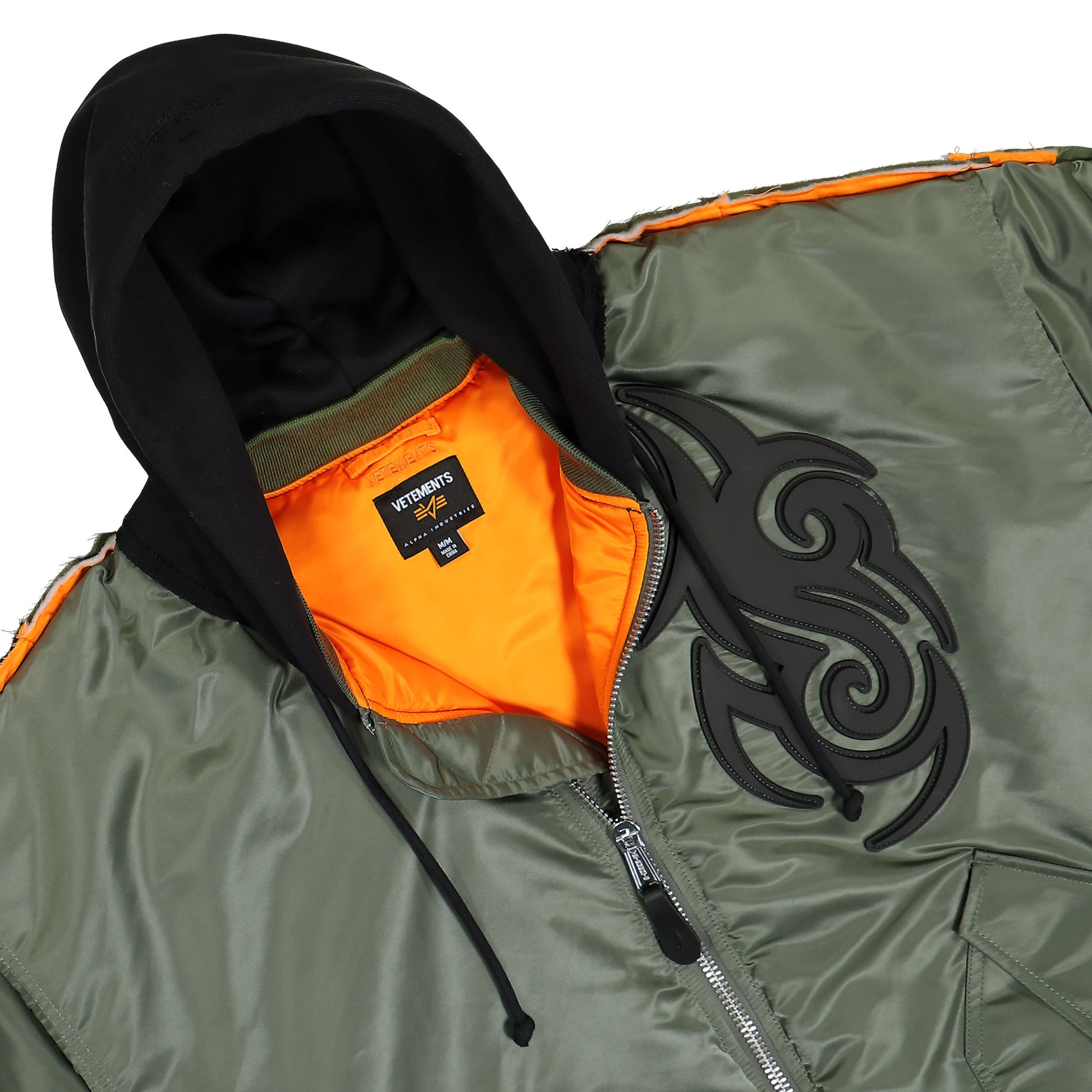 Alpha Industries x VETEMENTS Tribal Reworked Bomber Jacket Green / Black Jackets UH76BO890GG Detail View 3 | GATE