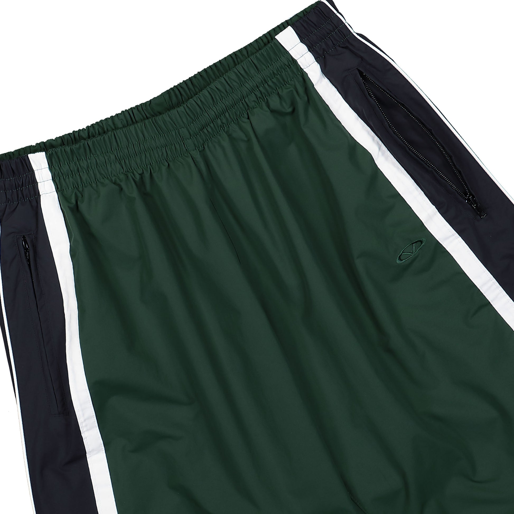 VETEMENTS Iconic Tracksuit Pants Green / Black Sweat & Track Pants UH76GP500E Detail View 4 | GATE
